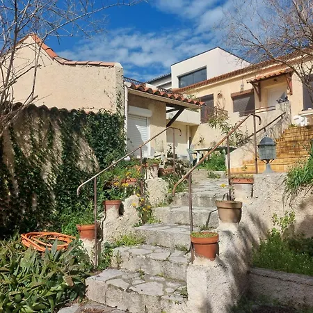 Independant Avec Climatisation, Wifi Et Espace Exterieur *